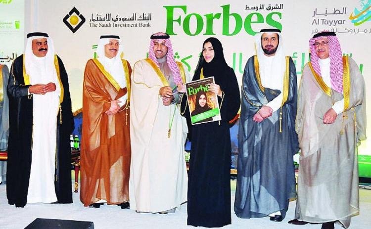 المصممة السعودية العالمية غدير افغاني